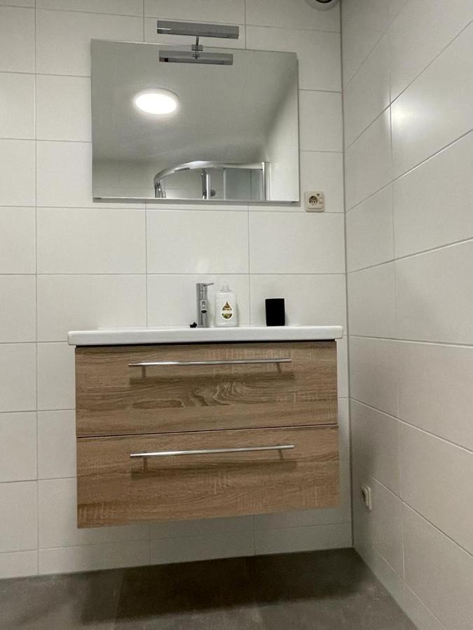 Escape, Appartement Met Groot Terras Бурен Екстер'єр фото